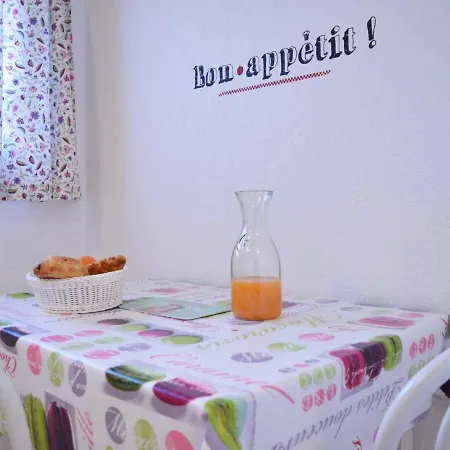 Maison En Duplex Au Lavandou Avec Piscine, Terrasse Et Parking Prive - 3 Pieces, 6 Couchages - Fr-1-251-20 Le Lavandou