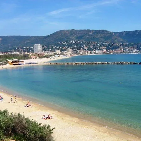 Maison En Duplex Au Lavandou Avec Piscine, Terrasse Et Parking Prive - 3 Pieces, 6 Couchages - Fr-1-251-20 Nyaraló Le Lavandou