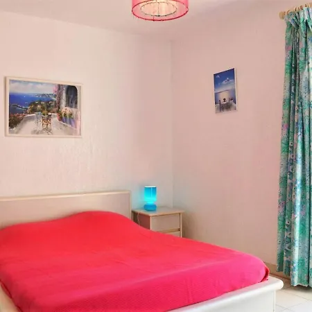 Nyaraló Maison En Duplex Au Lavandou Avec Piscine, Terrasse Et Parking Prive - 3 Pieces, 6 Couchages - Fr-1-251-20